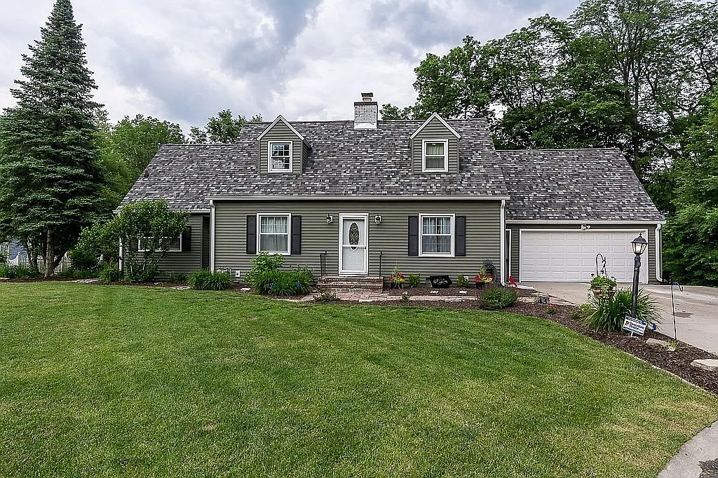 43 Woodley Rd photo 1