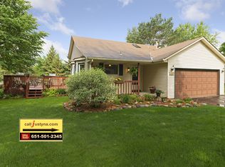 1227 Farrell St N, Maplewood, MN 55119