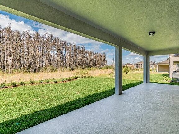 3rd image of 19274 Briarbrook Dr