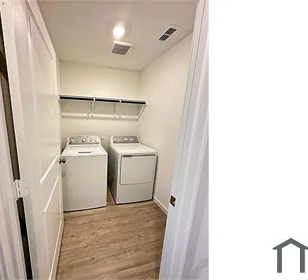 1528 Van Gogh Dr #1 — Photo 5