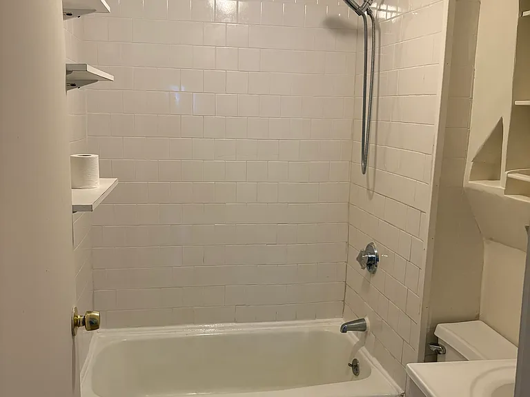 389 Salem St #3 — Photo 9