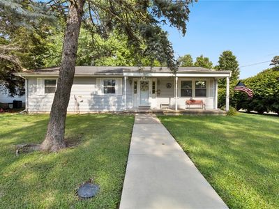 951 1st St, Charleston, IL, 61920