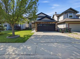 12429 17a Ave SW, Edmonton, AB T6W 1T8