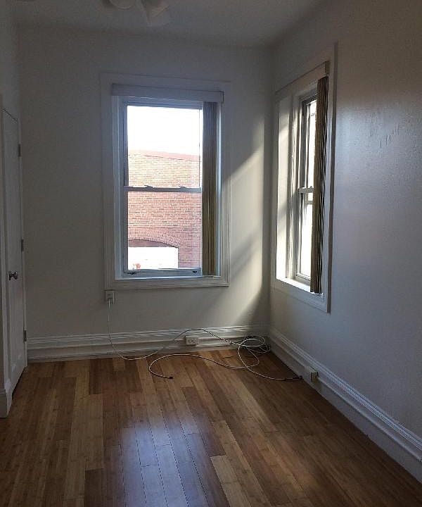 2nd image of 64 Hemenway St APT 026