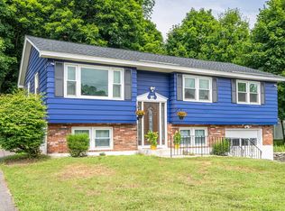 311 Pleasant St, Leominster, MA 01453