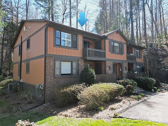 4th image of 1747 Haywood Manor Rd APT C