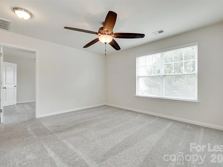 1430 Harpers Inlet Dr — Photo 14