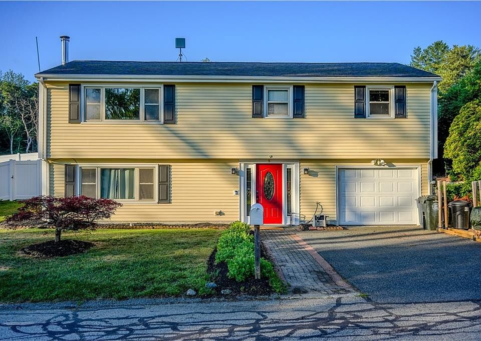 1st image of 150 Coolidge St