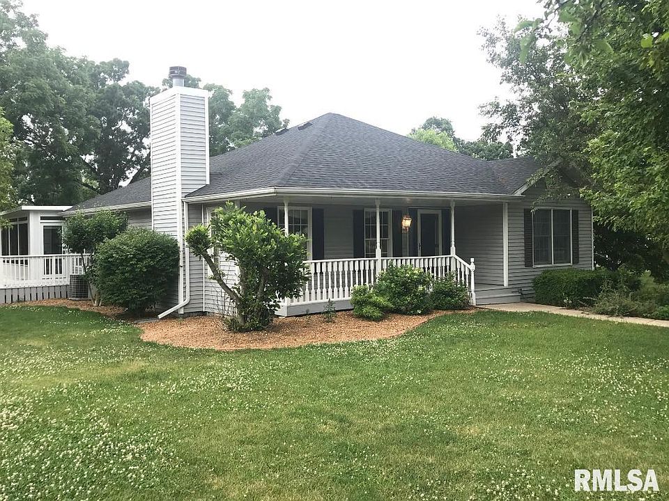 1st image of 17277 Woodland Lakes Dr