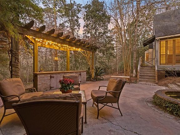 4th image of 52 Magnolia Ridge Dr