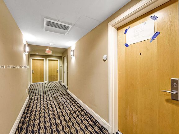2nd image of 244 Biscayne Blvd APT 2005