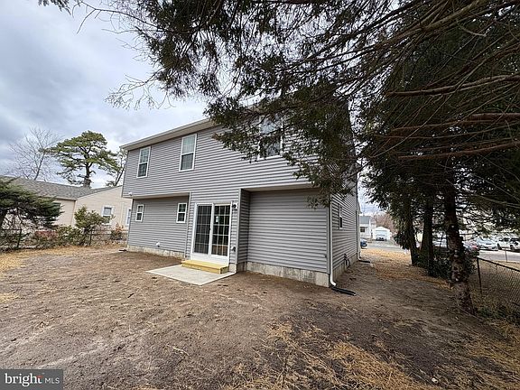 4th image of 503 Willow Blvd