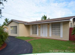 4711 Johnson St, Hollywood, FL 33021