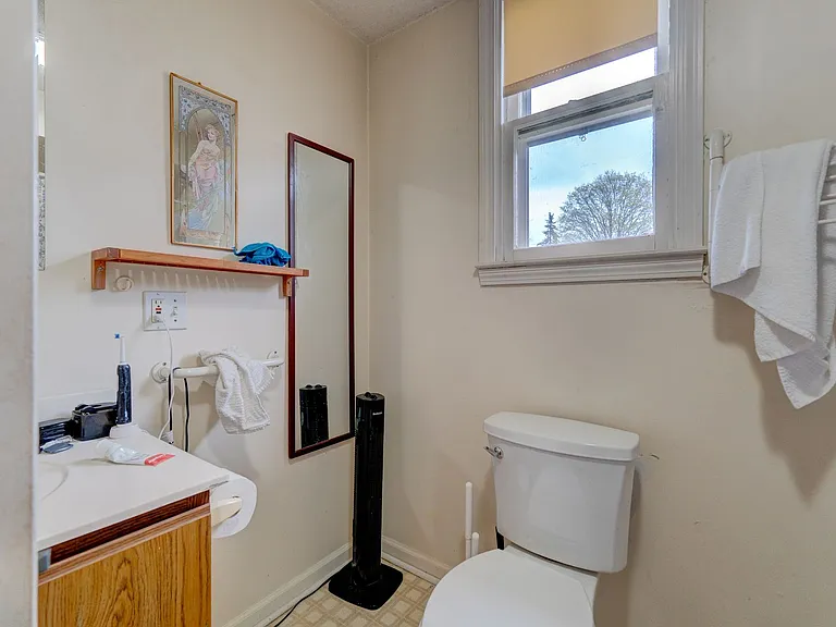 295 Humphrey St — Photo 8