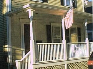 11 Maitland Ct, Newport, RI 02840