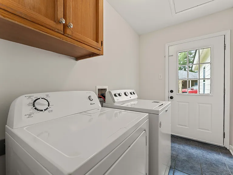 30700 Country Club Ln — Photo 5