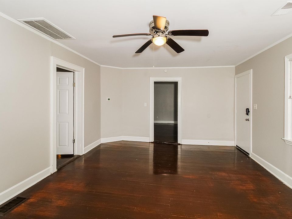 619 Laurens St, Camden, SC 29020 | Zillow