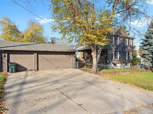 801 16th Ave SW, Cedar Rapids, IA 52404