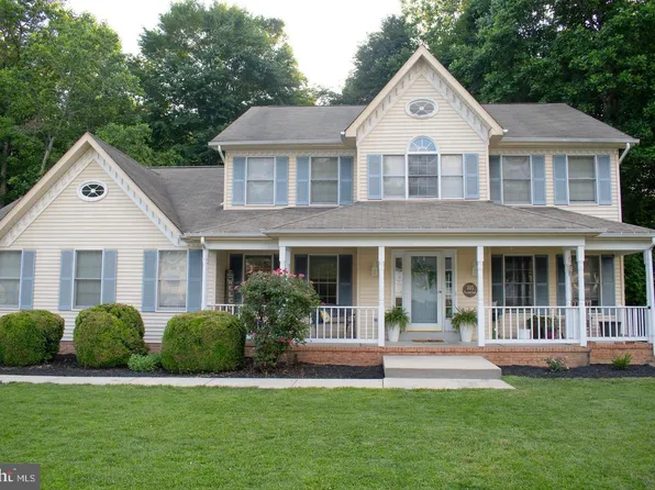 105 Westmorland Ct, La Plata, MD 20646
