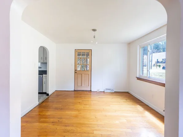 9717 Glendale Rd, Pittsburgh, PA 15235