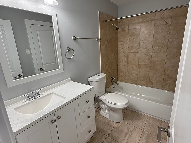 168 Reliance Pl — Photo 12