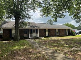 1097 Kentwood Dr, Sumter, SC 29154