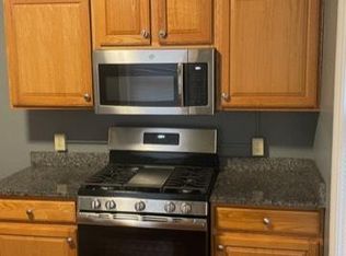 1708 Green St APT 2, Harrisburg, PA 17102