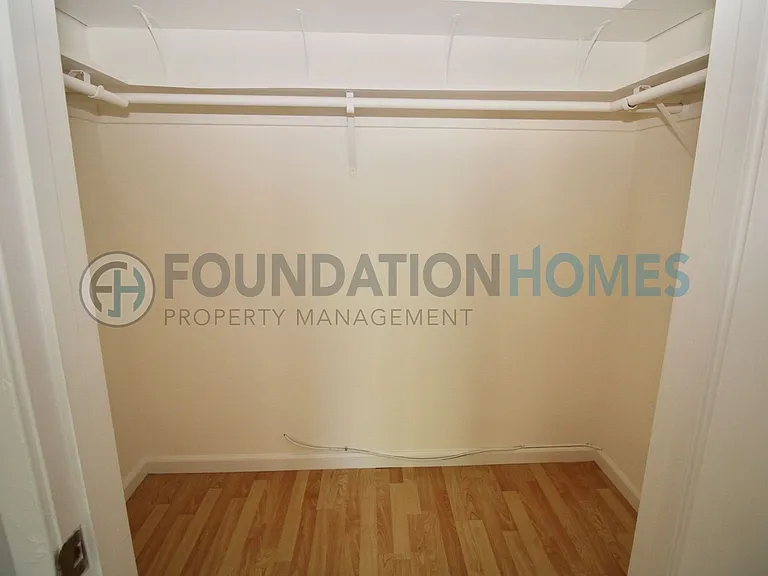 11 Glen Dr — Photo 41
