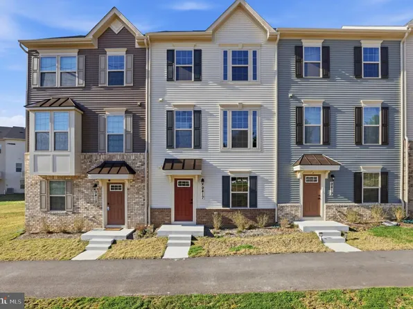 9417 Tall Oaks Rd, Montgomery Village, MD 20886