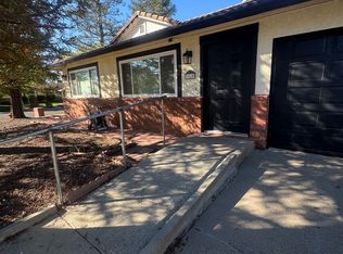 310 Woodhill Dr, Redding, CA 96003
