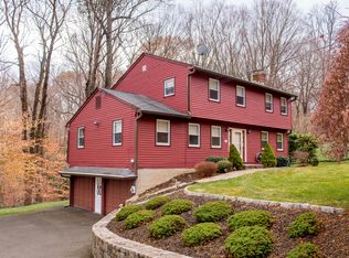 51 Princess Wenonah Dr, Shelton, CT 06484