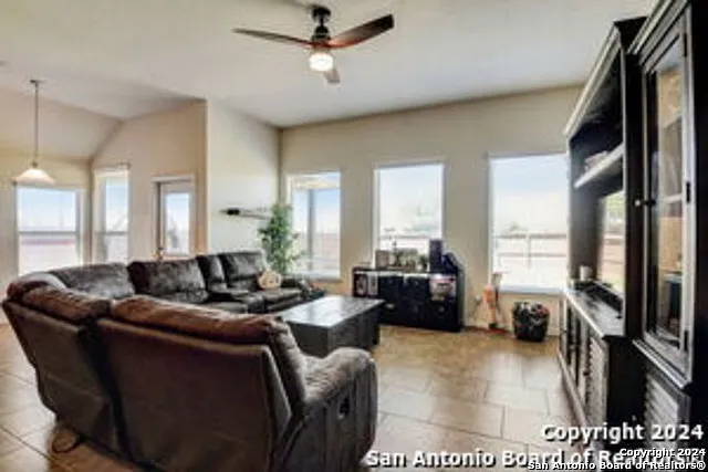 3929 Pease Park — Photo 9