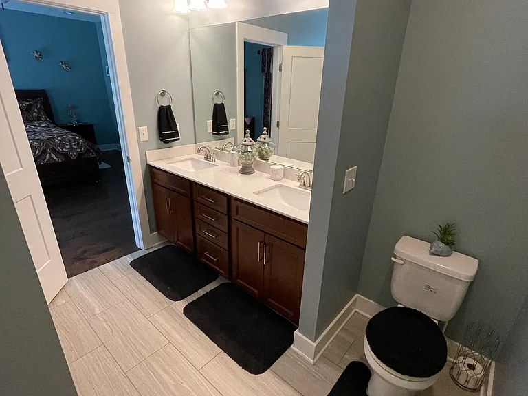 130 Hermitage Point Dr — Photo 18