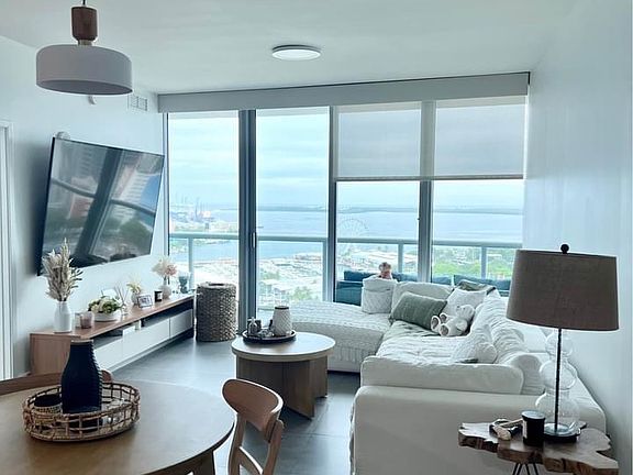 3rd image of 888 Biscayne Blvd APT 2502