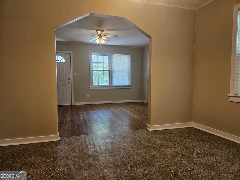316 Florence Ave — Photo 3