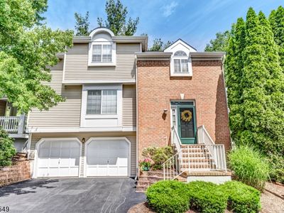 9 Schindler Ter, Gillette, NJ, 07933