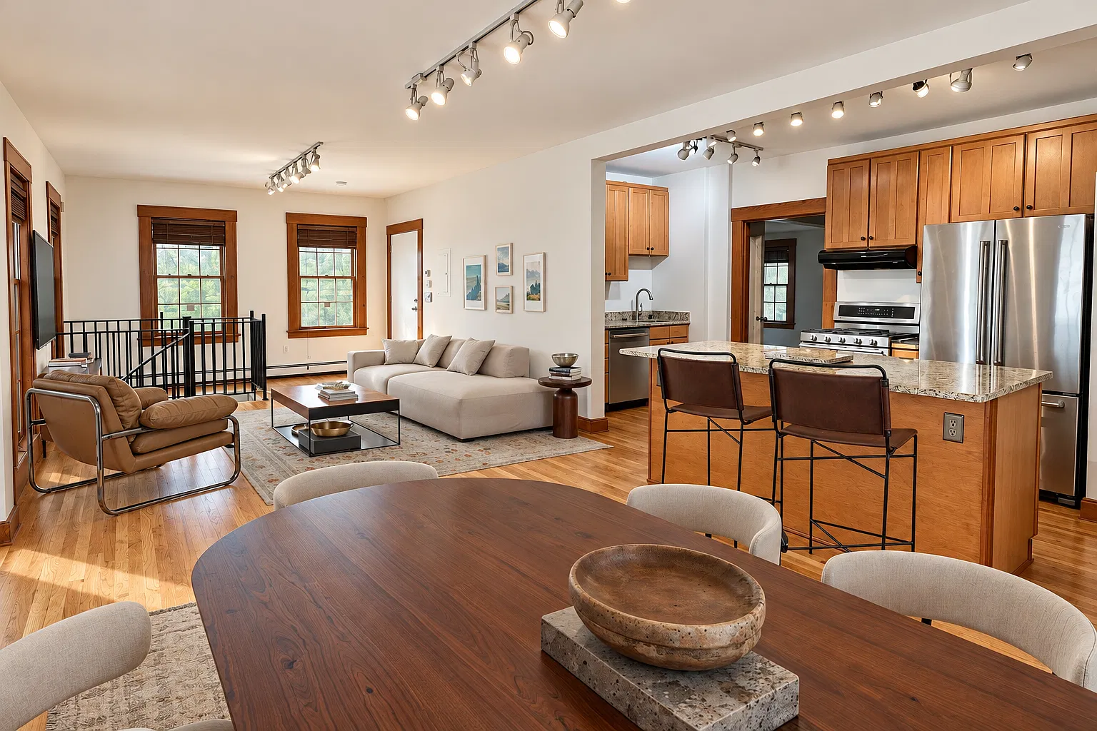 2 bed, 1800 sqft, $4,400 — Photo 1