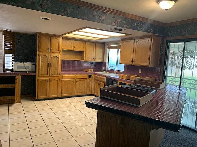 2nd image of 1421 Noreen Way