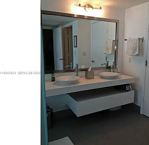 92 SW 3rd St #503 — Photo 13