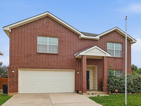 2nd image of 4957 Thorn Hollow Dr