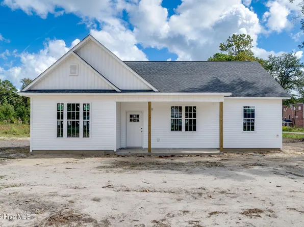 104 Doris Lane, Teachey, NC 28464