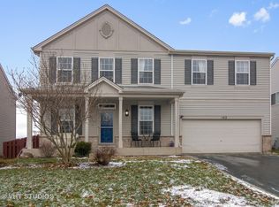 102 E Meadow Dr, Cortland, IL 60112