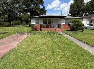 1226 W 42nd St, Savannah, GA 31415