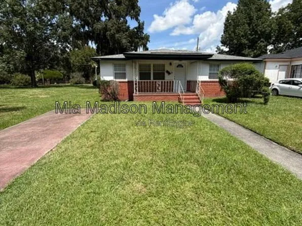 1226 W 42nd St, Savannah, GA 31415