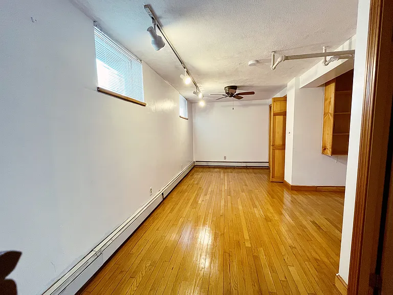 86 Chestnut St — Photo 24