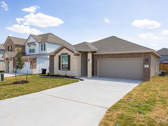 2nd image of 723 Fryers Creek Dr