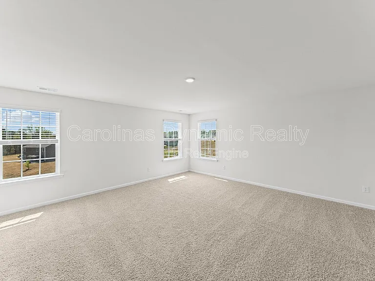 204 Calvin Creek Dr — Photo 23