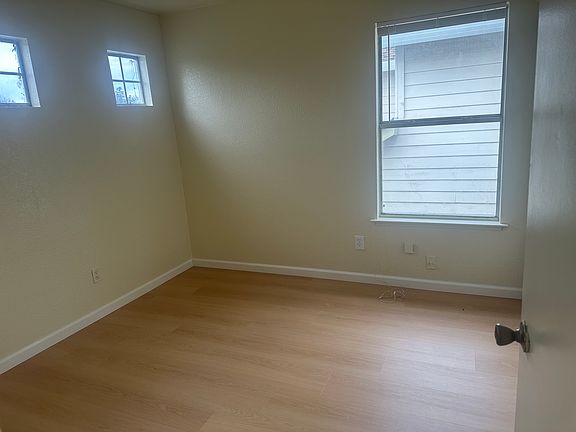 4th image of 5225 Jacinto Ave