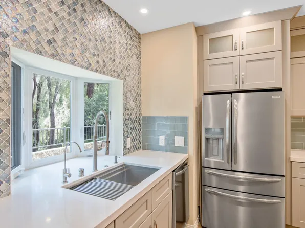 5530 Spanish Oak Ln Unit F, Oak Park, CA 91377