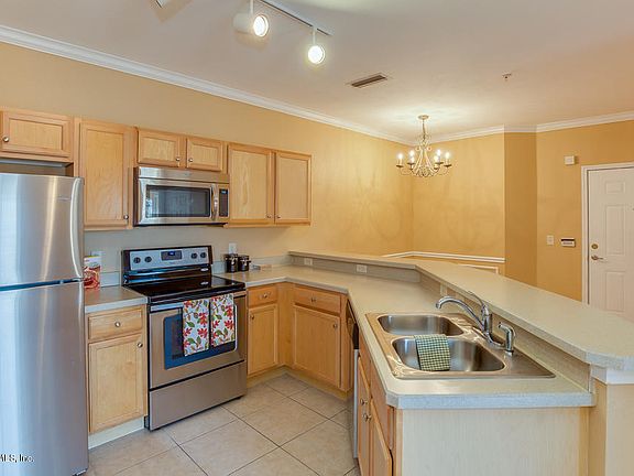 2nd image of 260 Old Village Center Cir Unit 8305